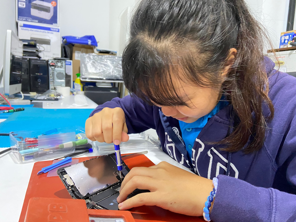 Mobile Phone Repair Singapore